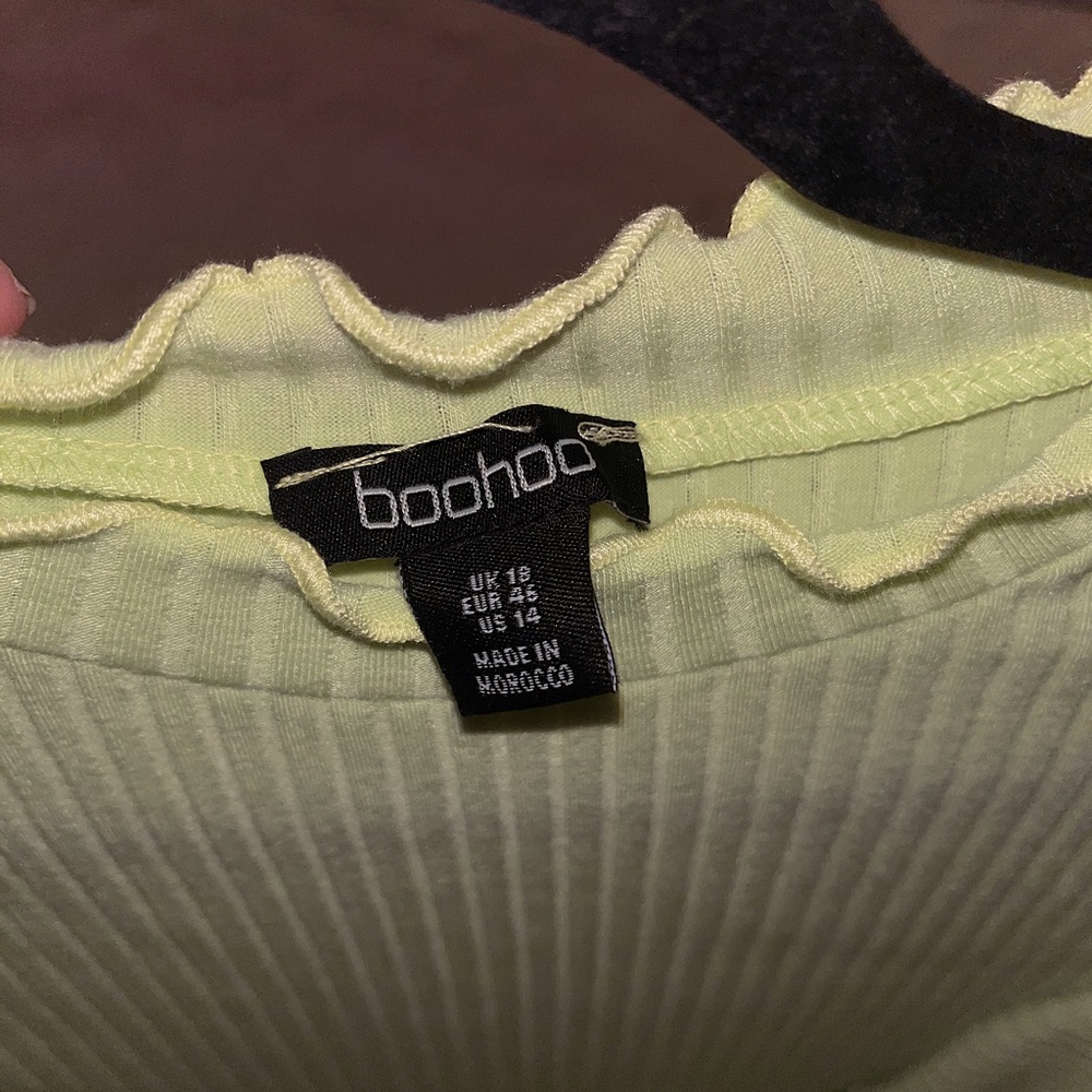 ✰ Lime Ruffle Top ✰ - Picture 2 of 2